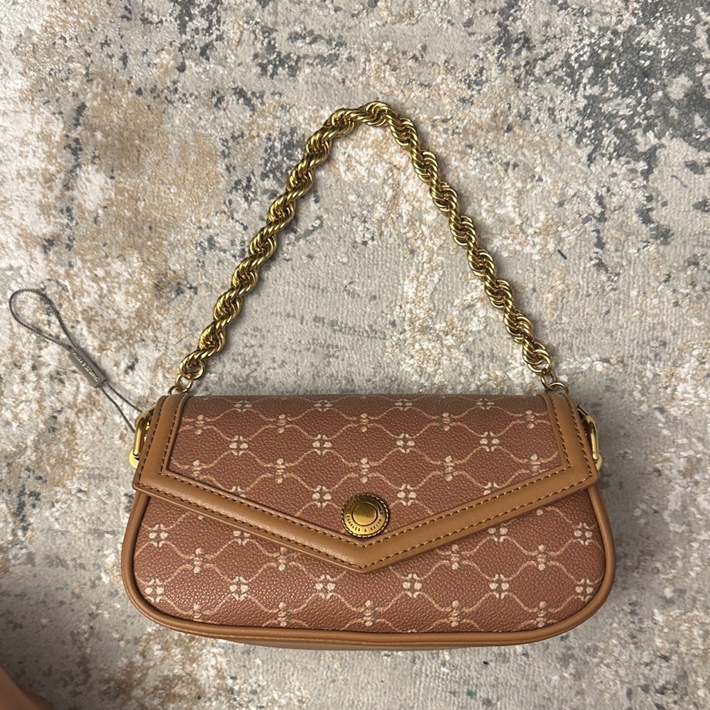 Charles and Keith este chain handle bag